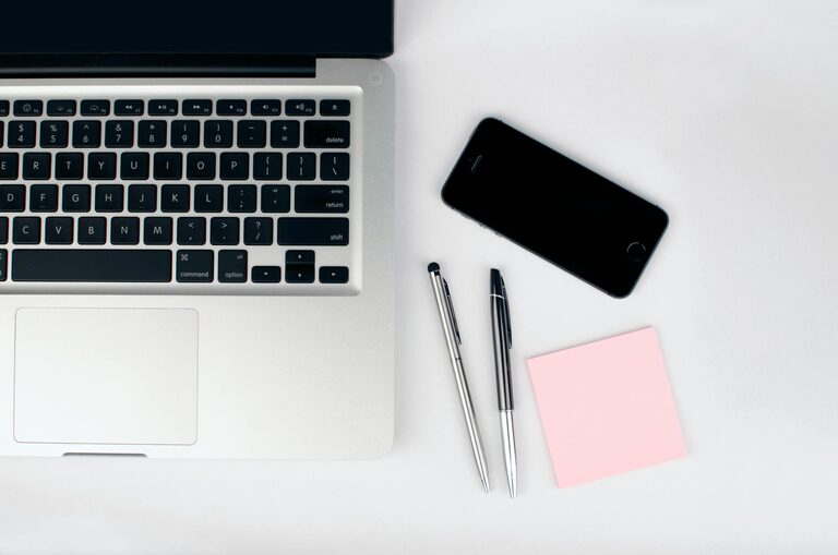 Desk Setup Tips for Better Focus and Comfort While You Work